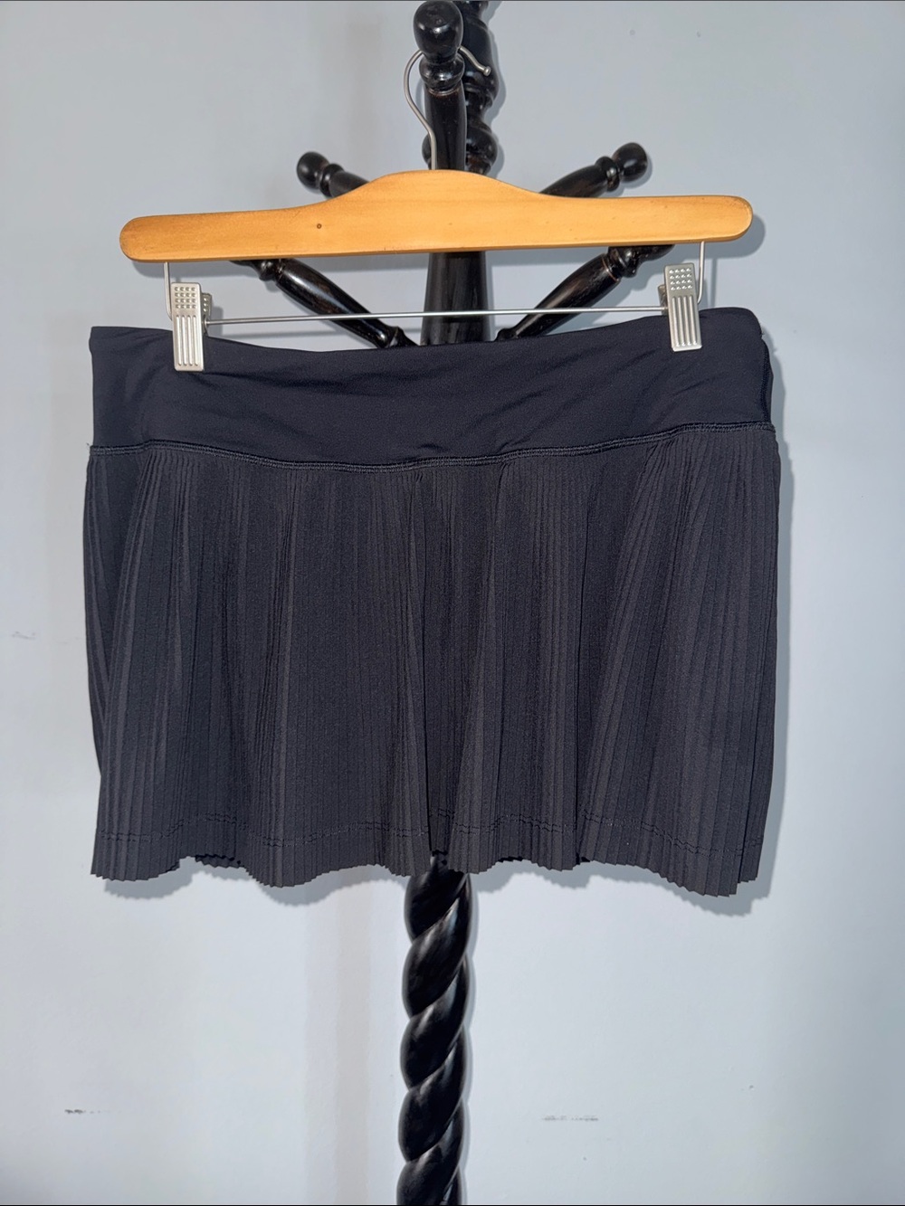 lululemon athletica Black Pleated Mini Skirt 17.1T